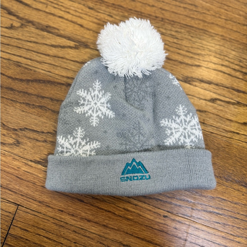 Kids Gray Snowflake Beanie Hat with Pom Pom